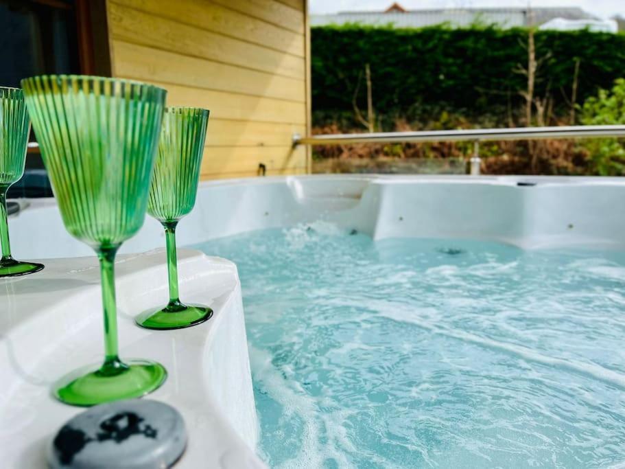 Artro Lodge Luxury 3 Bedroom, 3 Bathroom & Hot Tub Llanbedr  Exterior foto